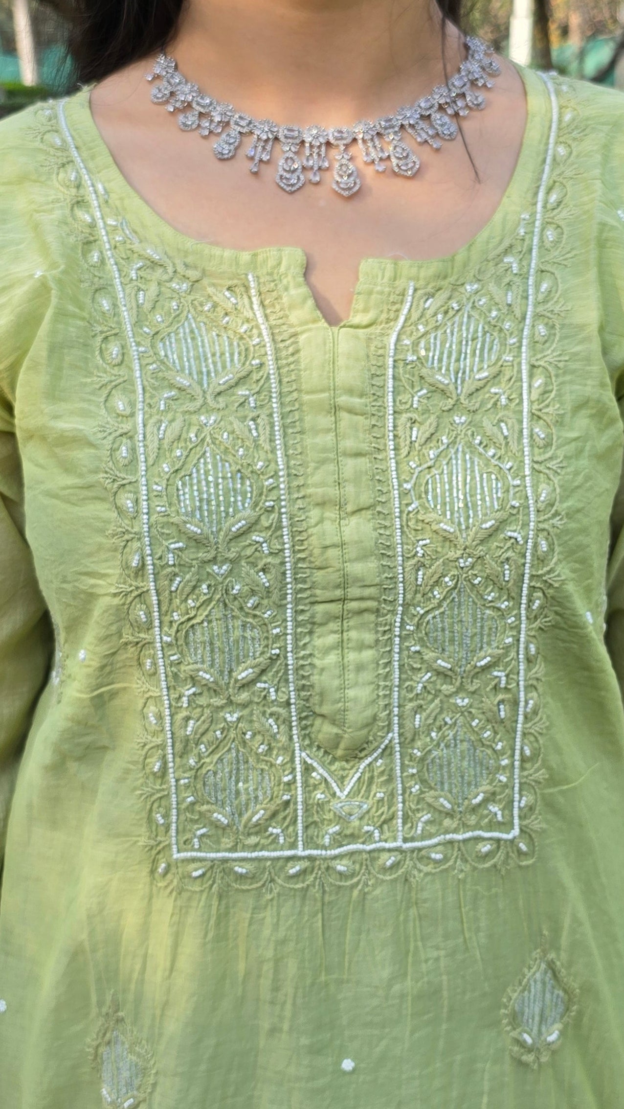 Fine handmade chikankari with emblishment of pearl and cutdana