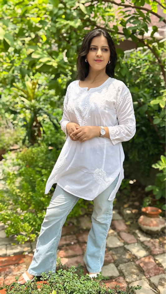 Cotton Chikankari kurti