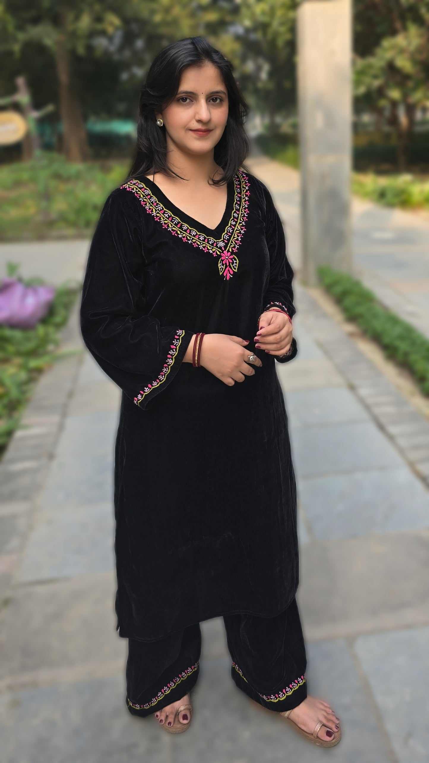 Meshki Makhmal Chikankari Kurta Set