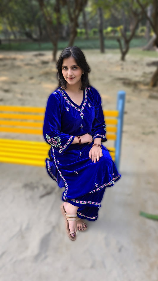 Feroza Makhmal Chikankari Kurta Set