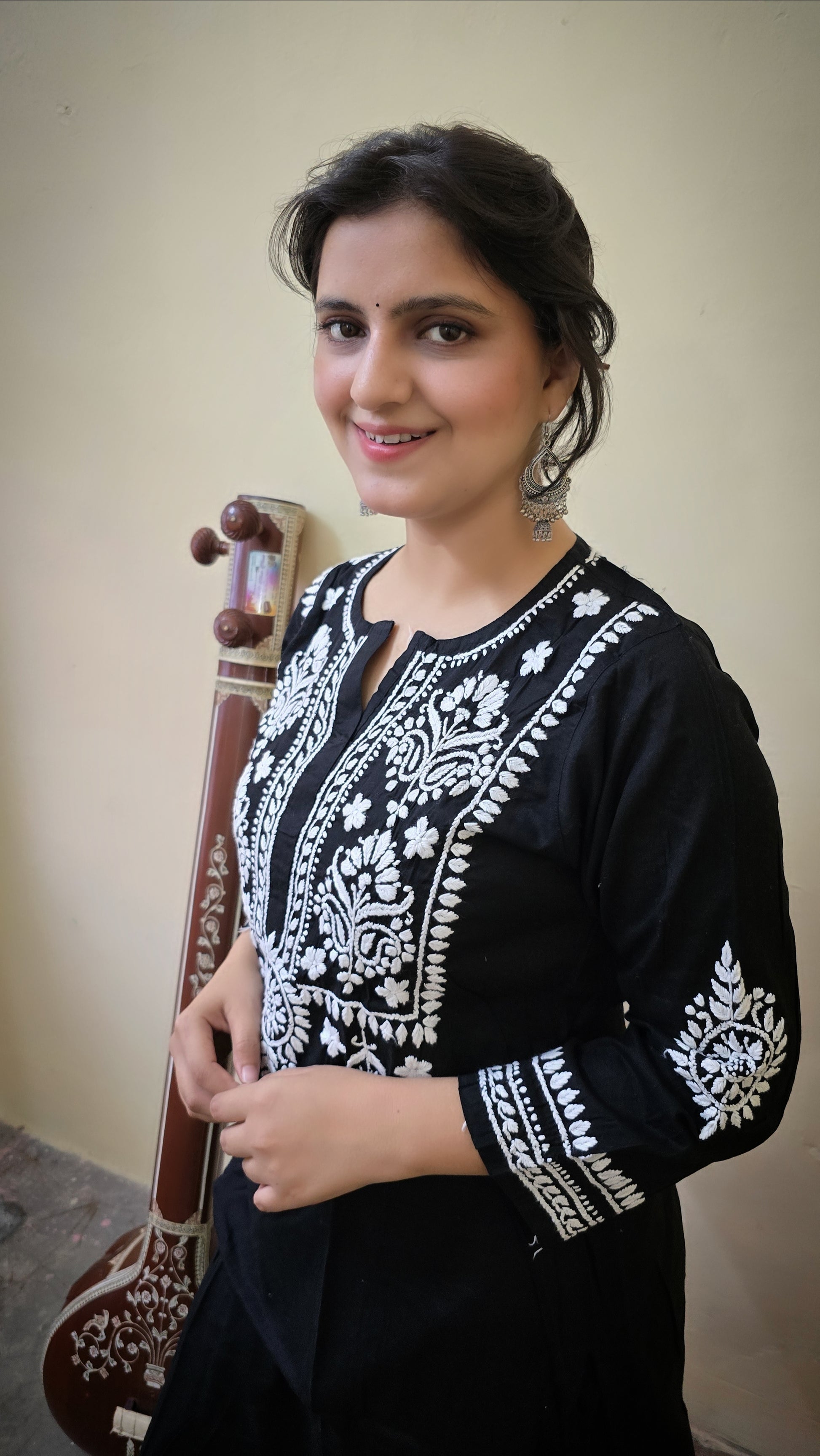 Intricate chikankari 