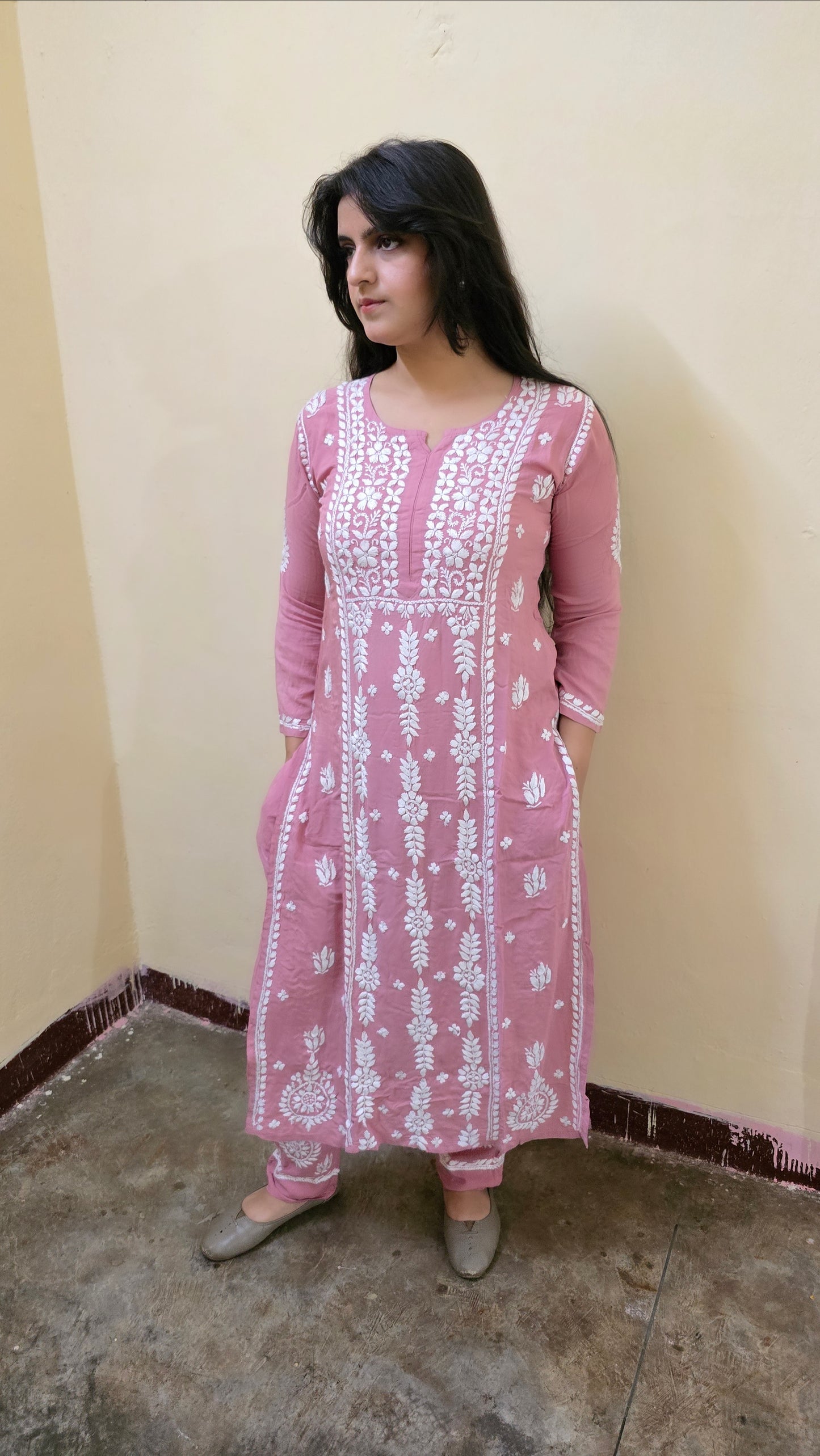 Very comfort fabric with intricate chikankari